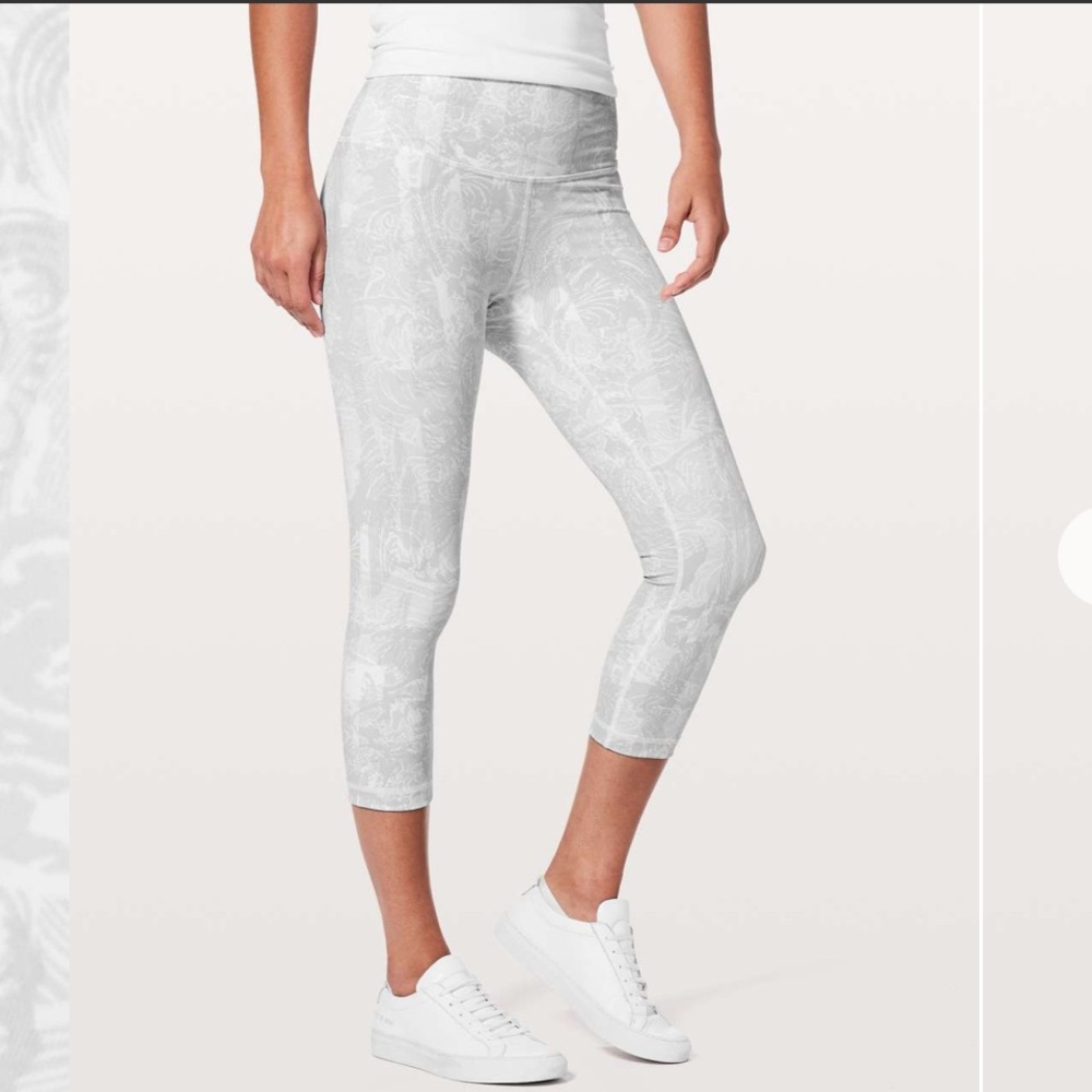 lululemon athletica Light Gray Printed Crop Leggings